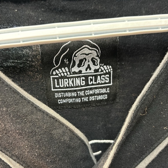 Lurking class button up tee - Picture 3 of 3